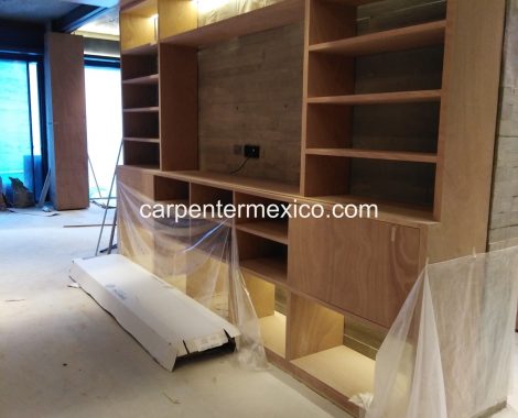construction site in mexico carpentry