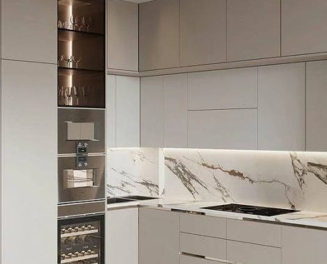 kitchen cabinets light colors and backsplash